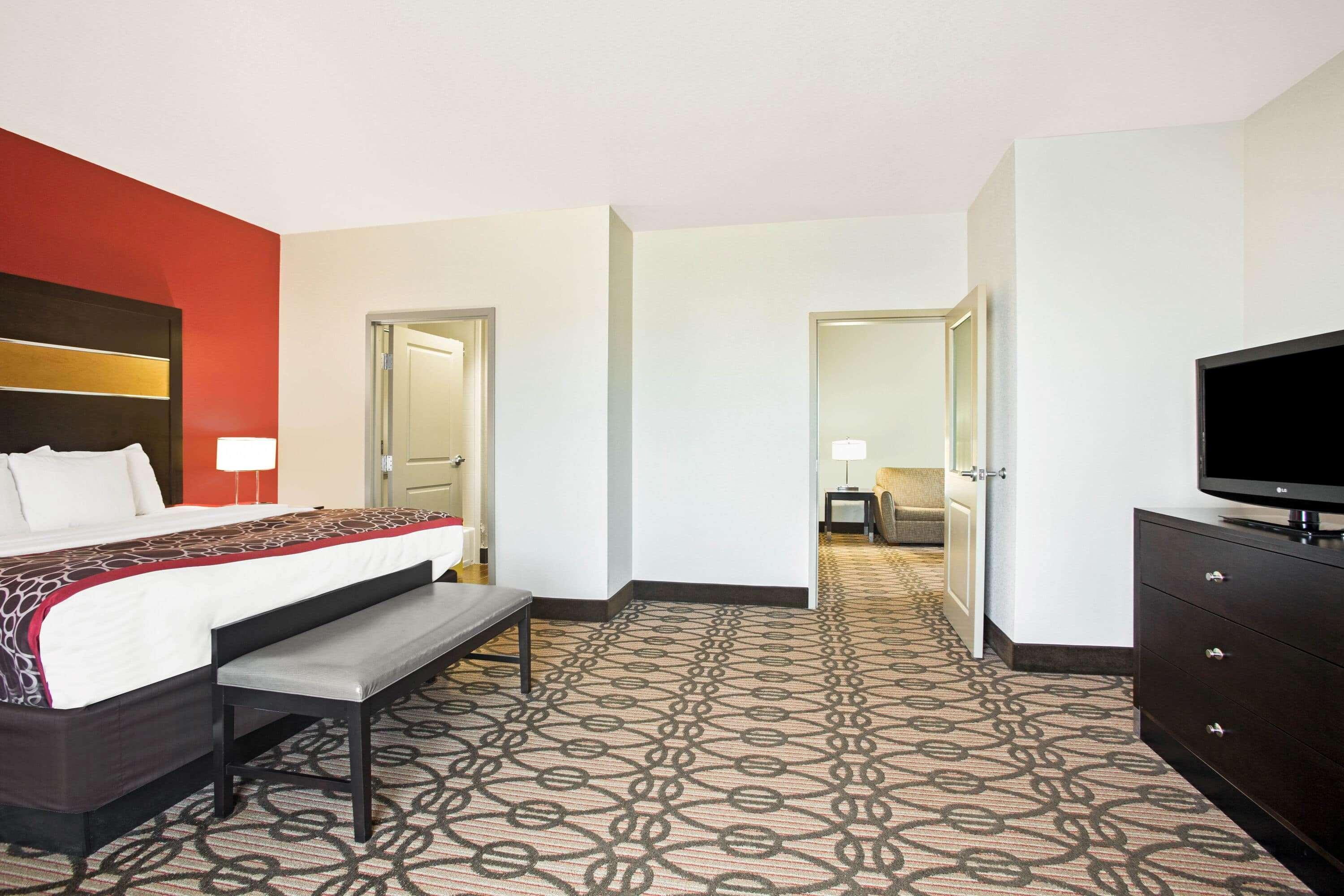 La Quinta By Wyndham Pearsall Exterior photo
